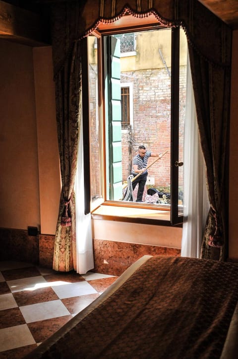 Bed, Day, People, View (from property/room), Photo of the whole room, Bedroom, City view