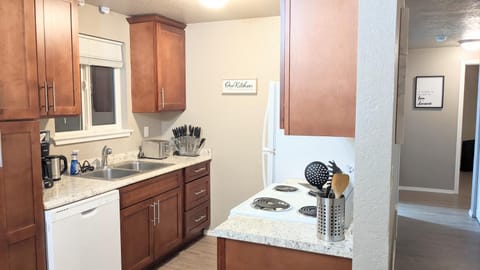 Beautiful Midtown Apartment✪ Kitsap⎜Essence Apartment in Port Orchard