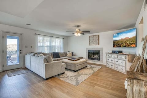 Communal lounge/ TV room, Living room