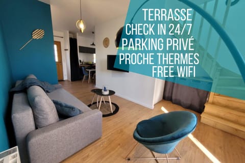 TV and multimedia, Living room, Dining area