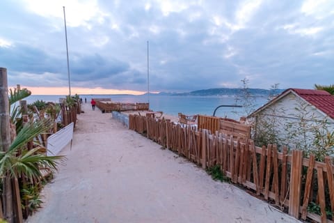 VILLA J Apartment in Antibes