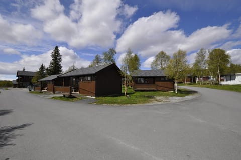 Property building, Day
