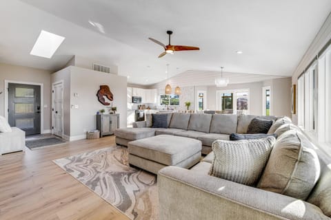 Sand Dollar Shore House in Mendocino County