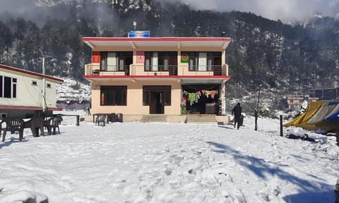 Property building, Winter