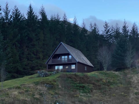 Ghillies Lodge Crianlarich House in Scotland