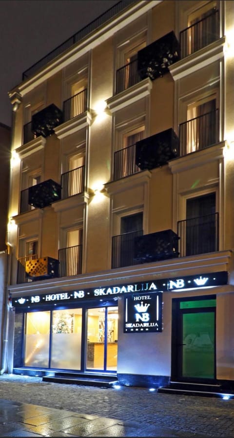 Property building, Facade/entrance
