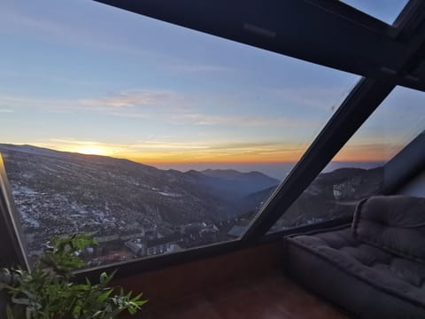 Living room, Landmark view, Landmark view, Mountain view, Mountain view, River view, River view
