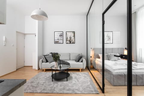 Bed, Living room, Photo of the whole room, Decorative detail, Bedroom