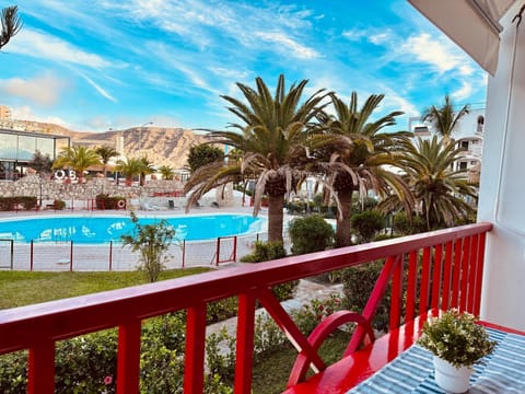 Balcony/Terrace, Swimming pool