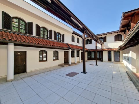 Property building, Inner courtyard view