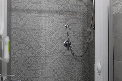 Bathroom, Area and facilities