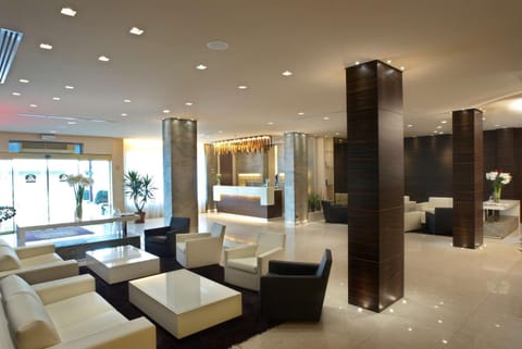Facade/entrance, Lobby or reception, Lobby or reception, Lounge or bar, Animals, On site