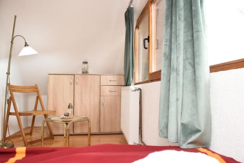 Bed, Photo of the whole room, Bedroom, wardrobe