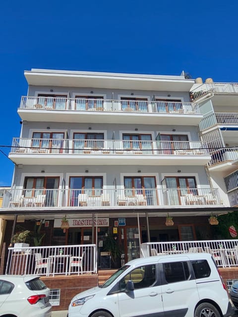 Property building, Balcony/Terrace