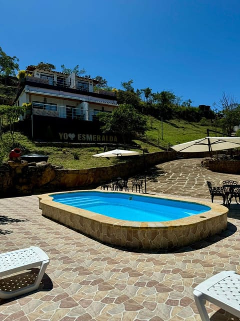 Day, Swimming pool