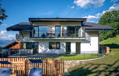 Property building, Balcony/Terrace