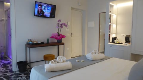 TV and multimedia, Bedroom