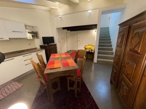 L'Otto di Cuori Aosta centro VDA AOSTA N 0210 Apartment in Aosta