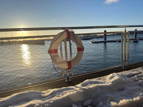 Floating Home Nr 1a House in Laboe