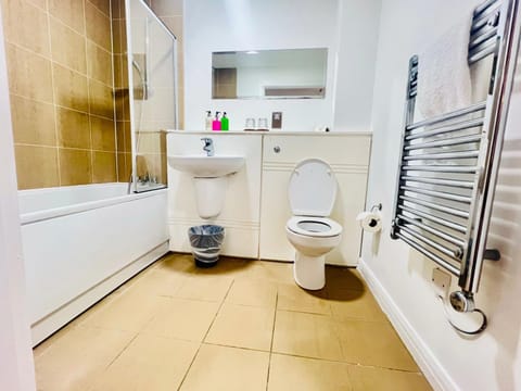 Shower, Toilet, Bathroom