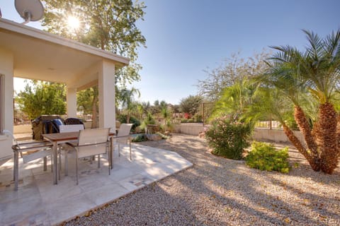 Pool and Golf On-Site! Extended Gilbert Getaway House in Gilbert