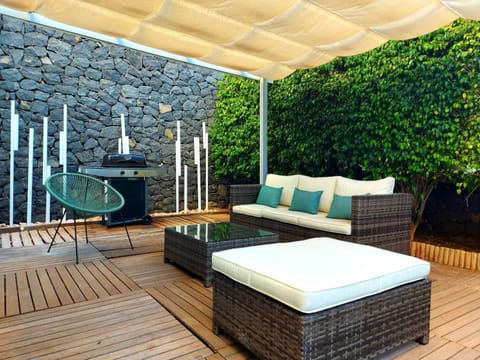 Patio, BBQ facilities, Garden, Solarium, Balcony/Terrace