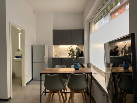Kitchen or kitchenette, Living room, Dining area
