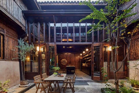 Inner courtyard view