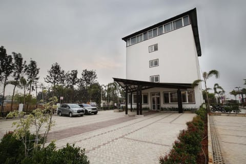 Property building, View (from property/room)