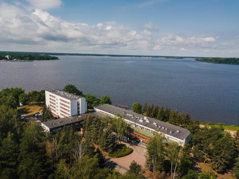 Property building, Day, Bird's eye view, Lake view