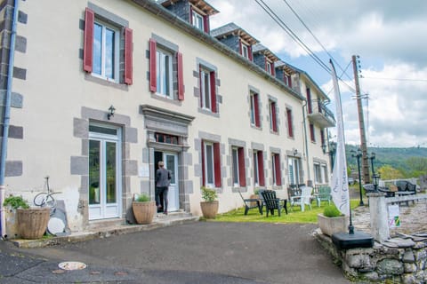 Property building, Lobby or reception