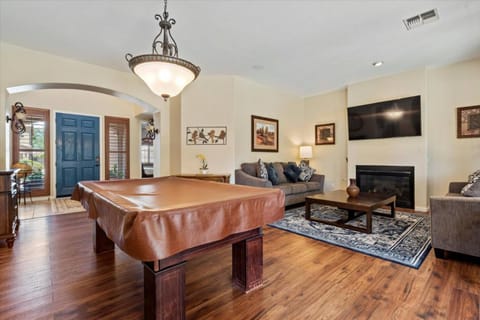 Grand Ironhorse House in Gilbert