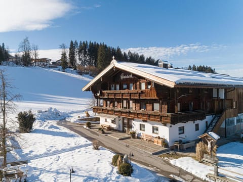 Property building, Winter