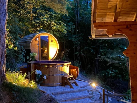 Hot Spring Bath, Hot Tub, Sauna