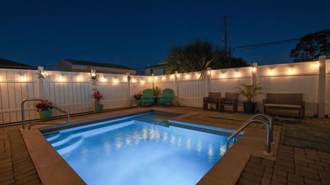 Deja Blue by Sand Seeker Vacations House in Lower Grand Lagoon