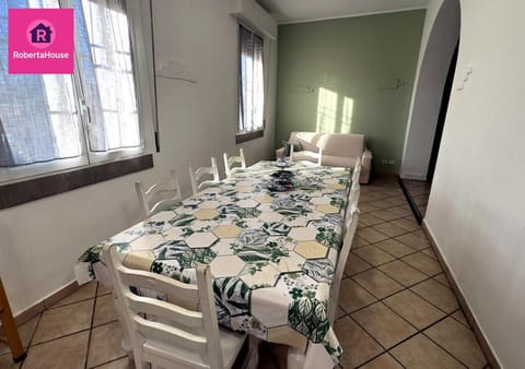 Roberta House Il Tuo Rifugio per Concerti, Eventi e Fiere Apartment in Milan