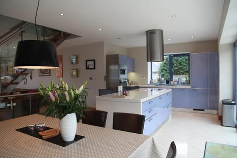 Limekiln Apartment in Carlingford