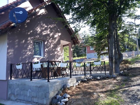 Vila Ljuti krš Bed and Breakfast in Zlatibor District, Serbia