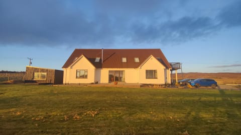 Property building, View (from property/room)