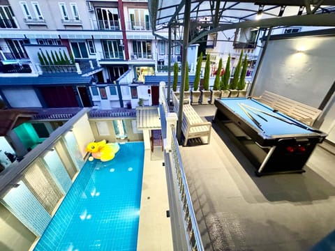 Pool view, Swimming pool