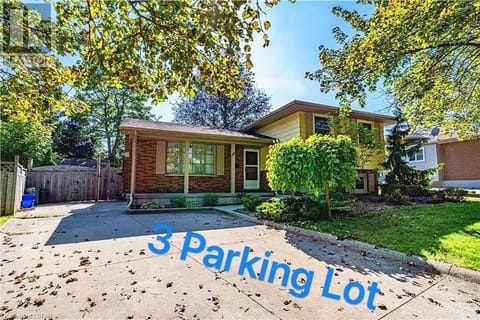 Property building, Neighbourhood, Street view, Parking