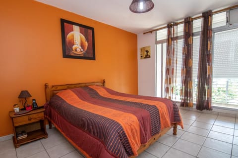 3 PIECES SPACIEUX ET LUMINEUX IDEALEMENT SITUÉ Apartment in Le Gosier