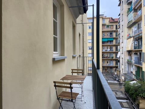Property building, Balcony/Terrace