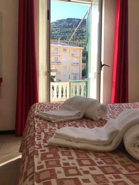 Hotel B&B Giardino delle Rose Bike&Breakfast Bed and Breakfast in Finale Ligure