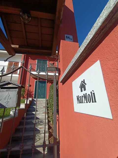 Facade/entrance, Property logo or sign, Text overlay, Street view