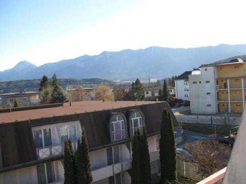Holiday Apartments Warmbad Apartment in Villach