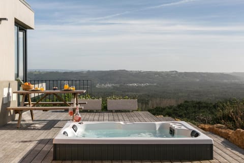 Patio, Natural landscape, View (from property/room), Balcony/Terrace, Mountain view, Pool view, Swimming pool