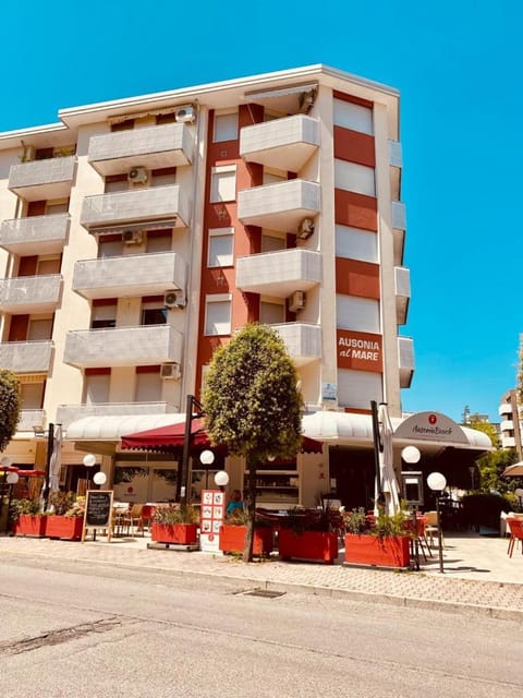 Property building, Street view