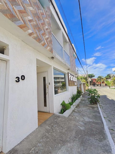 Paradise Suítes Bed and Breakfast in Vila Canaa