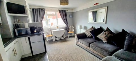 50 New Esplanade Court Apartment in Paignton